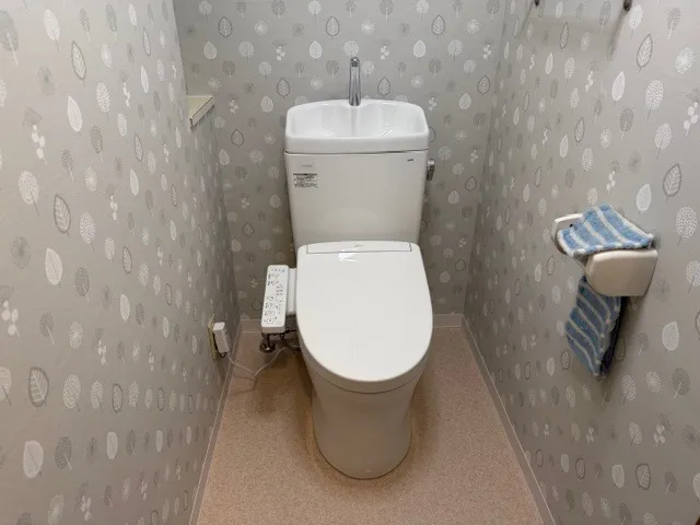 B様邸トイレ・洗面交換工事